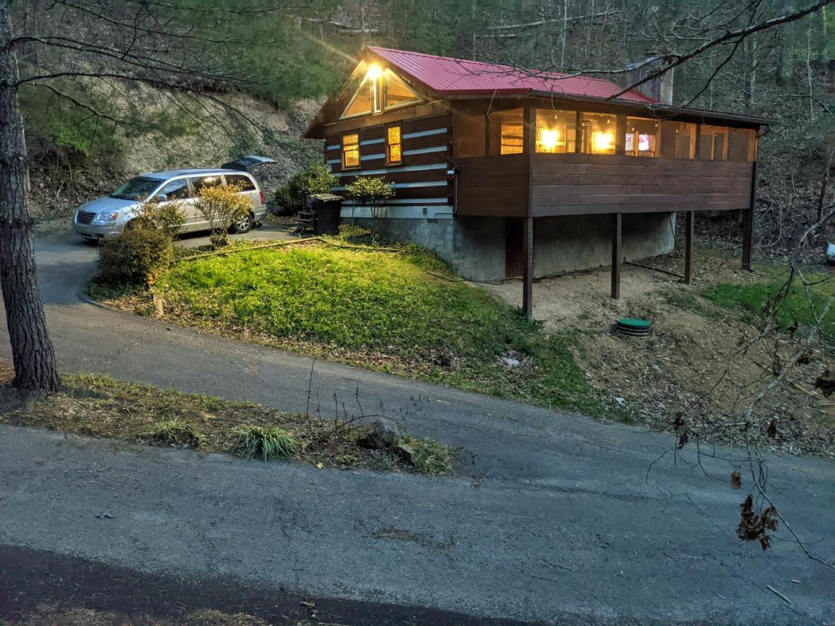 Villa The Robins Nest With Hot Tub Pigeon Forge Exterior foto